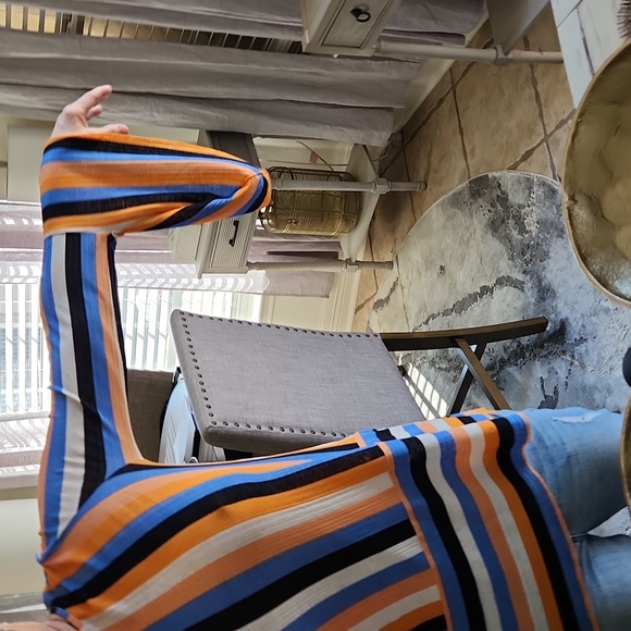 Zara - Picture 2 of 7